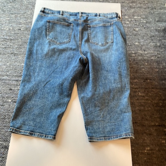 Size 22 waist 23 inches to 25 inches - Picture 6 of 7